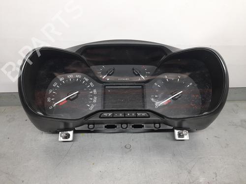 Used Instrument cluster CITROËN C3 III (SX) 1.2 VTi 82 (82 hp) 30935167