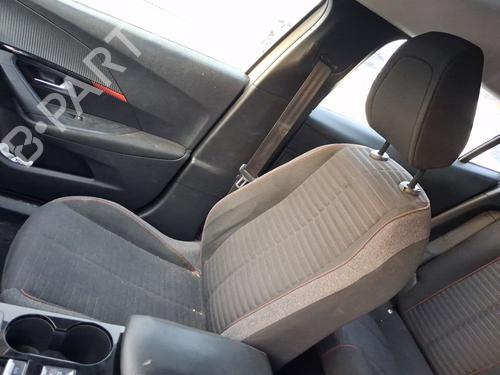 Sæde højre fortil Sæde højre fortil PEUGEOT 2008 II (UD_, US_, UY_, UJ_, UR_, UC_) e-2008 (UKZKXZ) (136 hp) 37601508 37601508