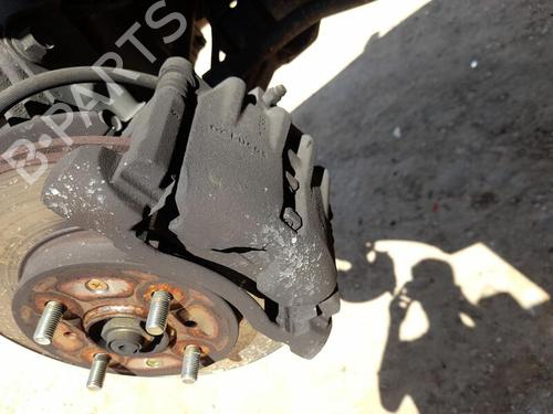Venstre bremsekaliper foran HONDA CIVIC VII Hatchback (EU, EP, EV) 1.6 i (EP2, EU8, EU6) (110 hp) 29030158