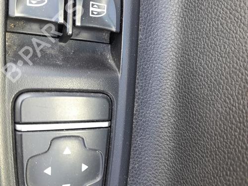 Used Left front window switch Left front window switch RENAULT ZOE (BFM_) ZOE (BFMC, BFMD) (136 hp) 33556984 33556984