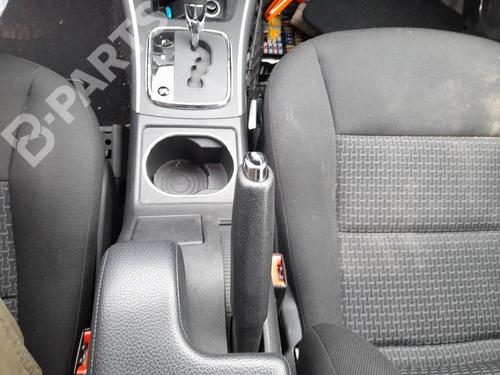 Used Hand brake Hand brake MERCEDES-BENZ B-CLASS Sports Tourer (W245) B 180 CDI (245.207) (109 hp) 8909172 8909172