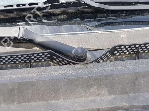 Used Front wiper motor OPEL VECTRA B (J96) [1995-2004]  17733181