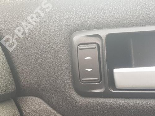 Used Right front window switch Right front window switch FORD FOCUS II (DA_, HCP, DP) 2.0 TDCi (136 hp) 10772096 10772096