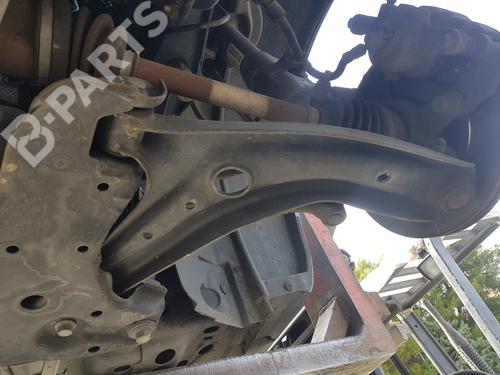 Used Right front suspension arm Right front suspension arm FORD FIESTA VI (CB1, CCN) 1.25 (82 hp) 10501558 10501558