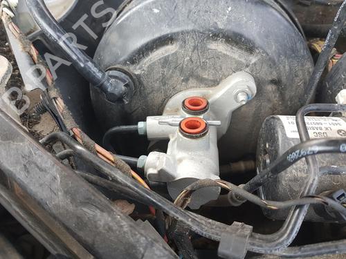 brake-master-cylinder-bmw-1-f20-2011-2012-2013-2014-2015-2016-2017-2018-2019-33434281 main image