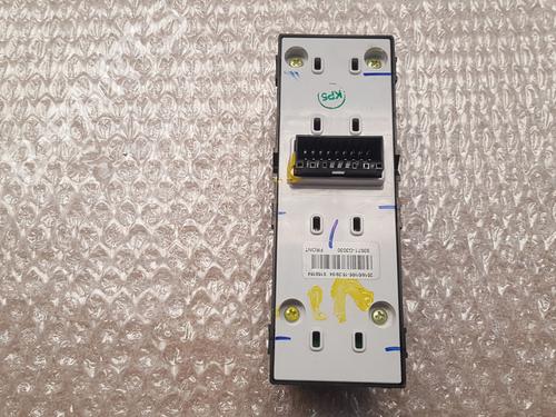 Left front window switch HYUNDAI i30 FASTBACK (PDE, PDEN) 1.0 T-GDI | BP36498987I27 - Image 2