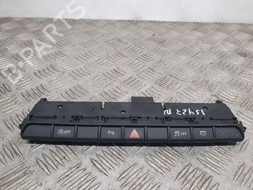 Used Switch AUDI A3 Sportback (8VA, 8VF) 1.6 TDI (115 hp) 18019146