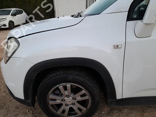Used Left front fenders CHEVROLET ORLANDO (J309) [2010-2025]  27838672