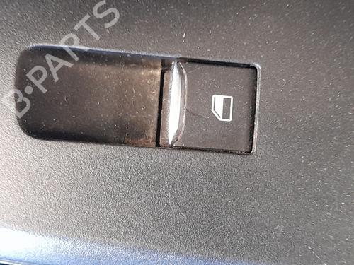 Used Right rear window switch Right rear window switch 37796142 37796142