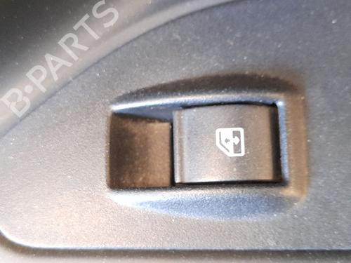 Used Right front window switch Right front window switch 37218271 37218271