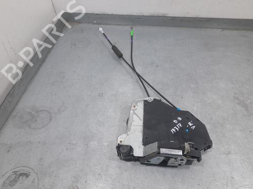 front-right-lock-lexus-nx-_z1_-2014-30570518 main image