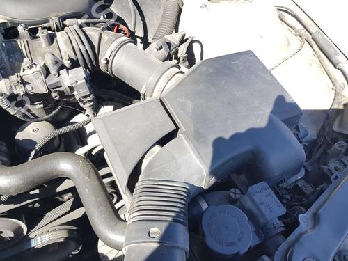 Used Air filter box BMW 3 (E46) 316 i (105 hp) 17096003