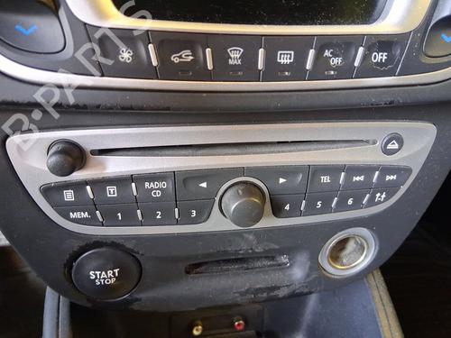 Used Radio Radio 37217426 37217426
