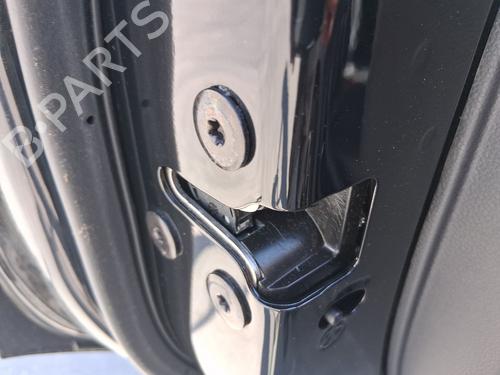 rear-left-lock-mg-mg-zs-suv-azs1-2017-34103175 main image