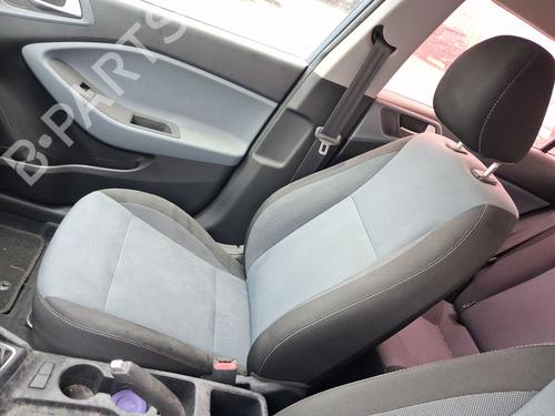 Used Right front seat Right front seat 38567499 38567499