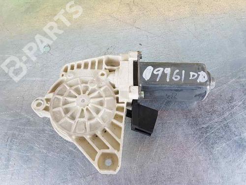 Used Right front window motor MERCEDES-BENZ A-CLASS (W169) A 180 CDI (169.007, 169.307) (109 hp) 882108