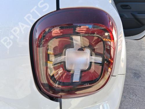 Used Right taillight Right taillight DACIA DUSTER (HM_) 1.0 TCe 100 (HMMT) (101 hp) 33963334 33963334