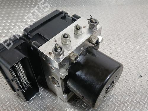 abs-pump-ford-focus-iii-2010-2011-2012-2013-2014-2015-2016-2017-2018-2019-2020-36498750 main image