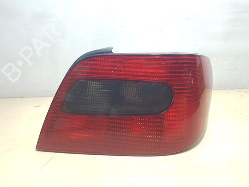 Used Right taillight CITROËN XSARA (N1) 2.0 HDi 90 (90 hp) 13232202