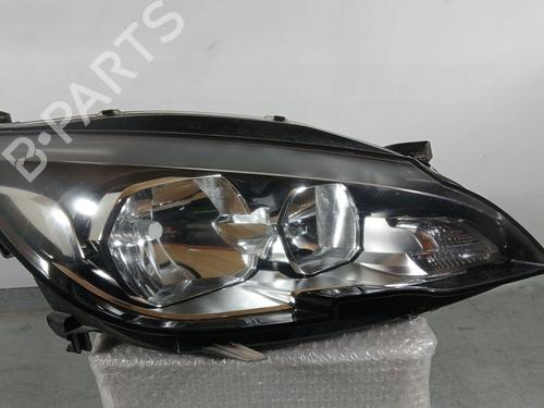 Højre forlygte Højre forlygte PEUGEOT 308 SW II (LC_, LJ_, LR_, LX_, L4_) 1.2 THP 130 (131 hp) 33794347 33794347