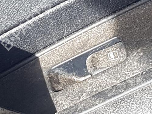 Used Right front window switch AUDI A1 Sportback (8XA, 8XF) 1.6 TDI (90 hp) 30305199