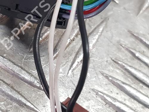 Left mirror PEUGEOT 2008 I (CU_) 1.5 BlueHDI 100 | BP27701673C26
