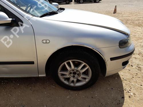 Used Right front fenders SEAT LEON (1M1) 1.9 TDI (110 hp) 29402157