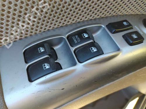 Used Left front window switch KIA SPORTAGE II (JE_, KM_) [2004-2011]  22638859