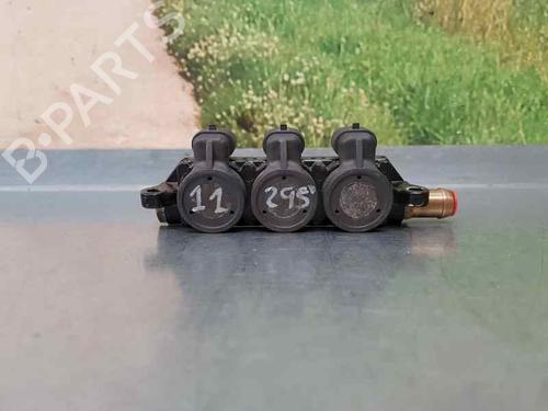 Used Injection rail Injection rail TOYOTA AYGO (_B1_) [2005-2014] 5319800 5319800