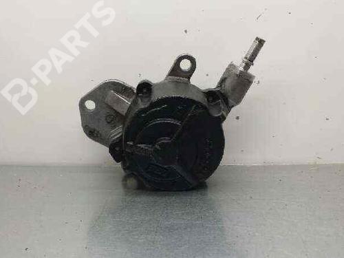 Used Vacuum pump CITROËN XSARA (N1) 2.0 HDi 109 (109 hp) 1654797