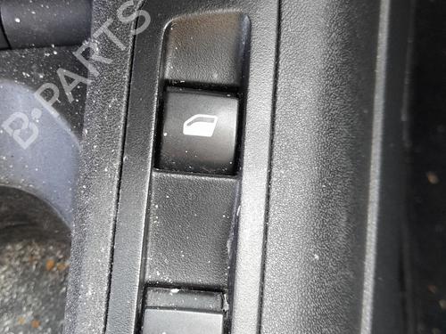 Used Right front window switch Right front window switch CITROËN C-ELYSEE (DD_) 1.5 BlueHDi 100 (102 hp) 33557047 33557047