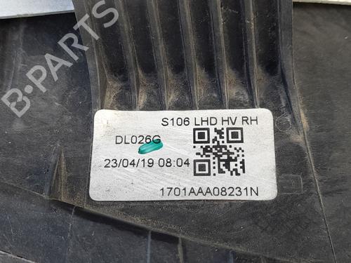 Phare droit MAHINDRA KUV100 (K1) 1.2 VVT (87 hp) 30153982