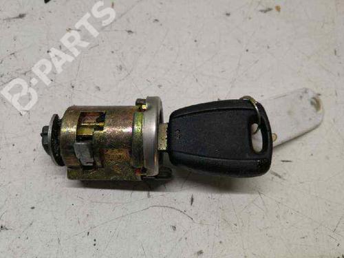 Used Ignition barrel FIAT PUNTO (188_) 1.9 DS 60 (188.031, .051, .231, .251) (60 hp) 1228748