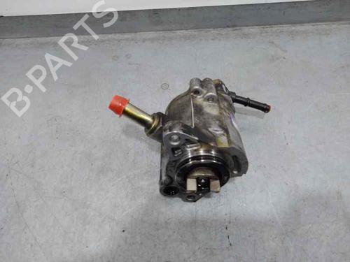 Used Vacuum pump TOYOTA AVENSIS (_T25_) 2.0 D-4D (CDT250_, CDT250R) (116 hp) 26718217
