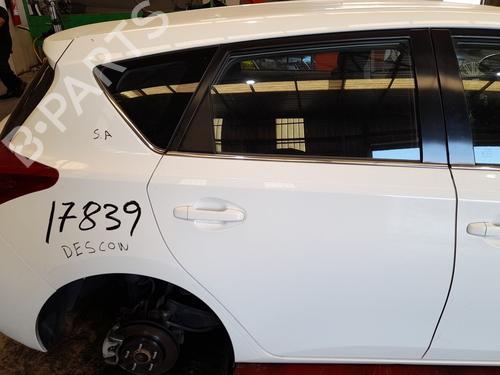 Dør højre bagtil Dør højre bagtil TOYOTA AURIS (_E18_) 2.0 D-4D (ADE186_, ADE186R) (124 hp) 37217920 37217920