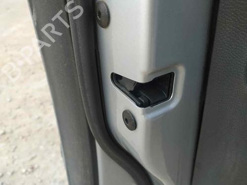 Used Front left lock VW GOLF V (1K1) [2003-2010]  25735541