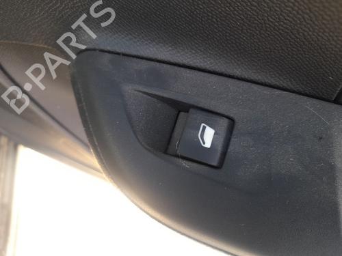 Used Right rear window switch OPEL CORSA F (P2JO) 1.2 (68) (101 hp) 31622553
