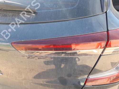 Used Right tailgate light RENAULT CAPTUR II (HF_) Blue dCi 115 (HFAD) (116 hp) 29884750