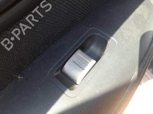 Used Left rear window switch HONDA CR-V II (RD_) [2001-2007]  29038205