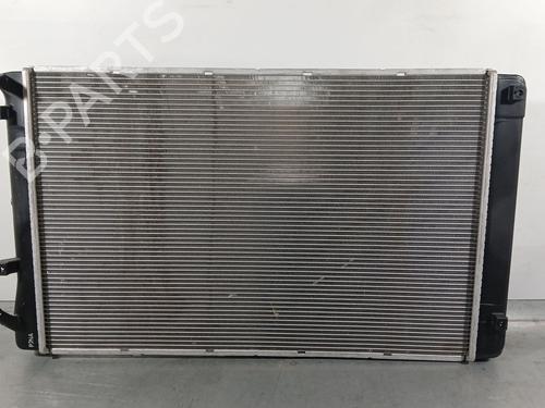 Used Water radiator Water radiator 39104608 39104608