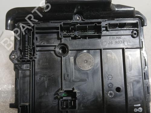 Electronic module TESLA MODEL Y (5YJY) Long Range All-wheel Drive | BP39980831M83 - Image 3