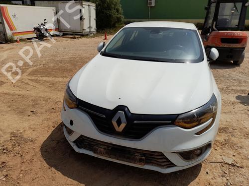 Left front fog light RENAULT MEGANE IV Hatchback (B9A/M/N_) 1.5 Blue dCi 115 (B9A6) | BP30083347C30 