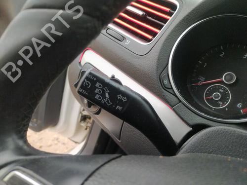 Used Steering column stalk VW GOLF VI (5K1) 1.6 TDI (105 hp) 24677059