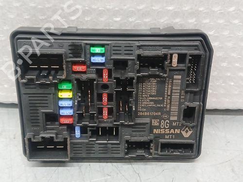 Used Fuse box RENAULT CLIO V (B7_) [2019-2026]  32499394