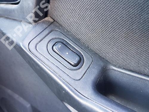 right-front-window-switch-opel-meriva-a-mpv-x03-17-cdti-e75-2003-2004-2005-2006-2007-2008-2009-2010-11140967 main image