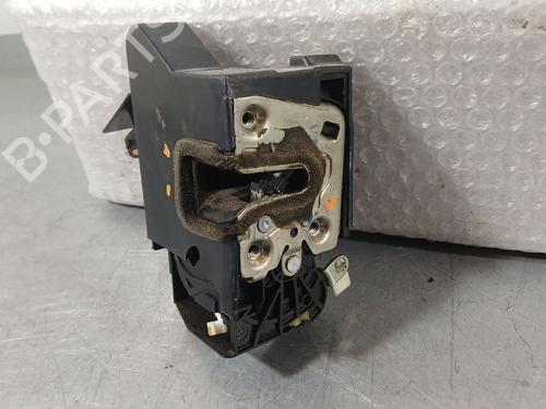 front-right-lock-dacia-duster-hm_-2017-36304798 main image