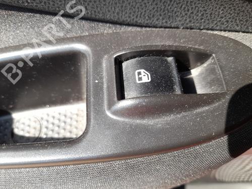 Used Left rear window switch FIAT 500L (351_, 352_) 1.4 (199LYB1B) (95 hp) 26525524