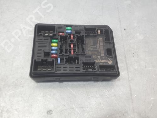 Used Fuse box Fuse box 39004342 39004342