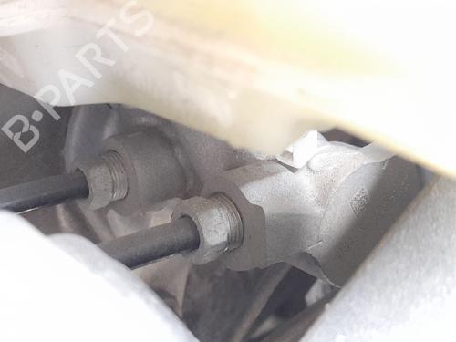 Used Brake master cylinder Brake master cylinder TOYOTA AYGO (_B4_) 1.0 (KGB40) (69 hp) 36498378 36498378