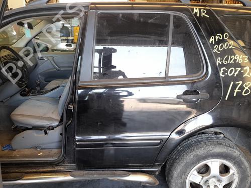 Used Left rear door Left rear door 37217751 37217751